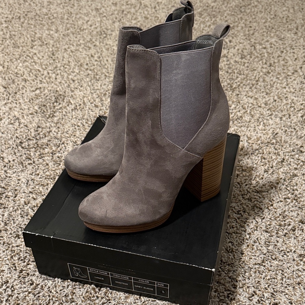 Forever 21 Taupe Heeled Boots